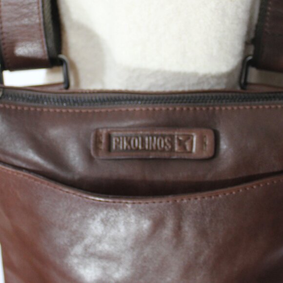 Pikolinos brown MNA 161  leather cotton lining  shoulder bag 10"x10.5" unisex - Picture 8 of 9